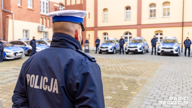 Fot. Robert Stachnik [Radio Szczecin] Świąteczny prezent dla policjantów z regionu [WIDEO, ZDJĘCIA]