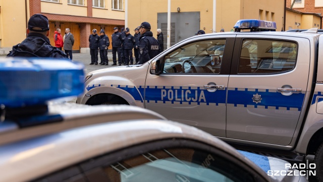Fot. Robert Stachnik [Radio Szczecin] Świąteczny prezent dla policjantów z regionu [WIDEO, ZDJĘCIA]