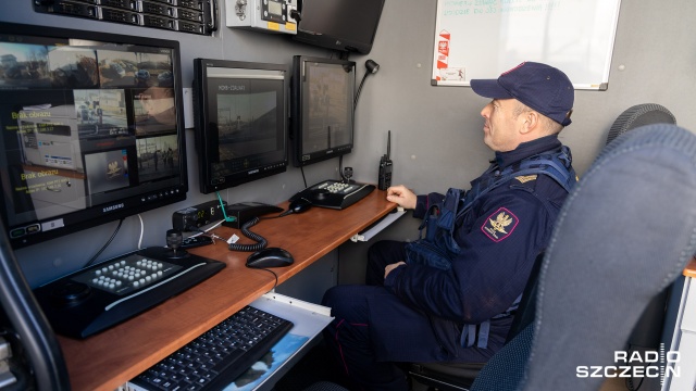Fot. Robert Stachnik [Radio Szczecin] Uwaga na przejazd kolejowy. Wspólna akcja Policji i PKP [ZDJĘCIA]