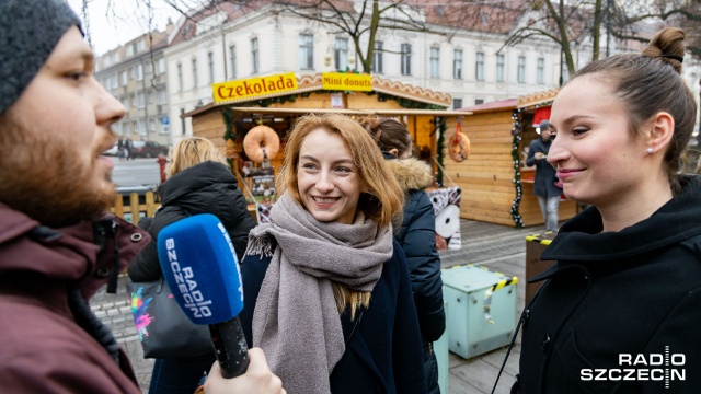 Fot. Robert Stachnik [Radio Szczecin] Ostatnia szansa na zakupy. Świąteczny jarmark dobiega końca [DUŻO ZDJĘĆ]