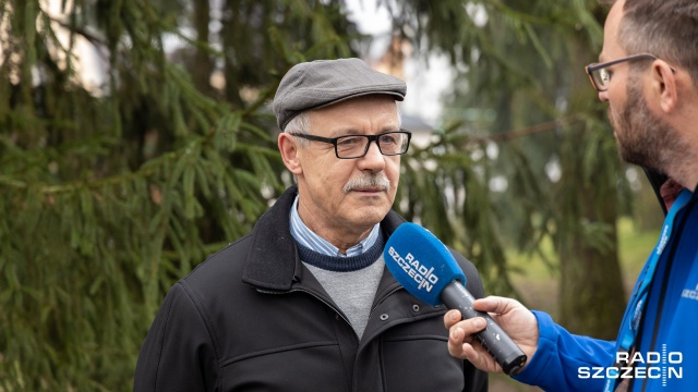 Żywą szopkę w Żydowcach można oglądać w środę do godziny 20 i w czwartek od rana do godz. 18. Fot. Robert Stachnik [Radio Szczecin] Żywa szopka w Żydowcach [WIDEO, DUŻO ZDJĘĆ]