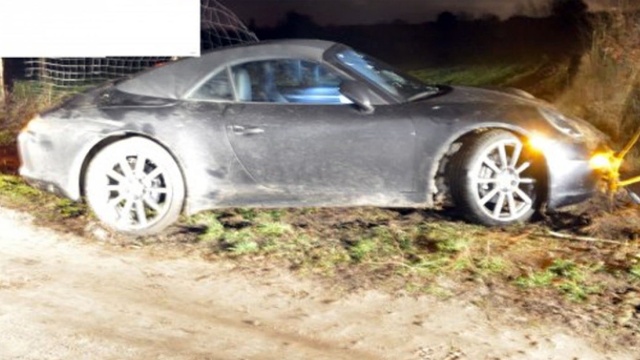Pod wpływem narkotyków i z zakazem prowadzenia pojazdów mechanicznych uciekał przed policją skradzionym Porsche Carrera. 29-latek trafił na 3 miesiące do aresztu. Do zdarzenia doszło w piątek przed Świętami Bożego Narodzenia na krajowej 10 w okolicach Wałcza.