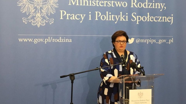 Wiceminister rodziny, pracy i polityki społecznej Elżbieta Bojanowska oddaje się do dyspozycji minister Elżbiety Rafalskiej.