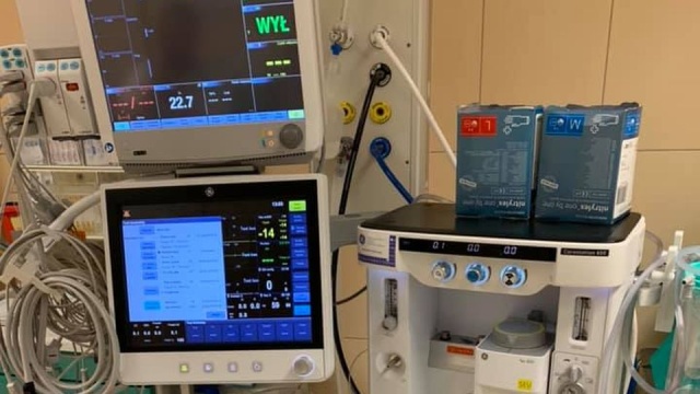 Nowoczesny sprzęt diagnostyczny kupiony w ramach budżetu obywatelskiego trafił do szpitala miejskiego w Świnoujściu.To aparat USG, respirator, aparat do znieczulania pacjentów i wideolaryngoskop do intubacji.