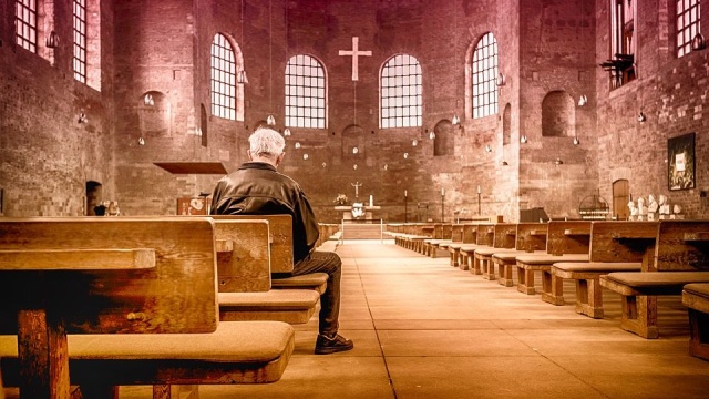 Diecezja warszawsko-praska ukarała księdza Jacka Dunin-Borkowskiego za jego wpis o zabitym prezydencie Gdańska. Kapłan napisał, że nie będzie się modlił za duszę zmarłego.