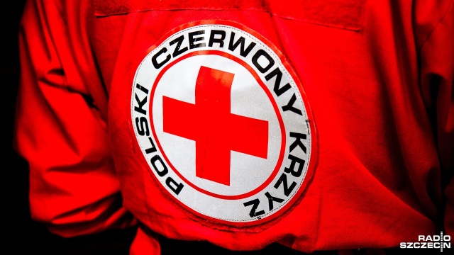 Udzielał w przeszłości pomocy poszkodowanym w wyniku wojen, czy poszukiwał zaginionych, a w piątek obchodzi swoje urodziny. Mija 100 lat od powstania Polskiego Czerwonego Krzyża.