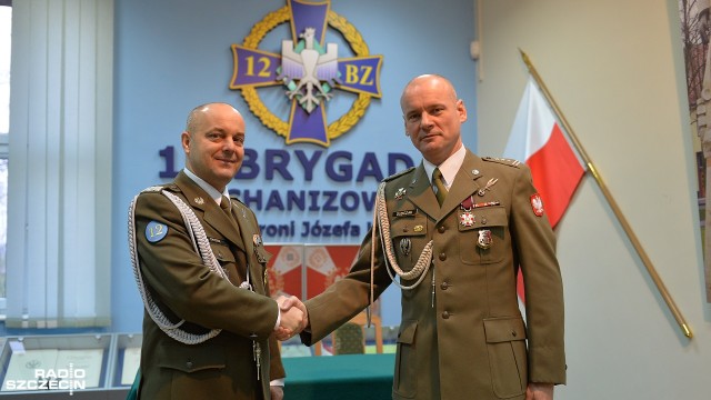 Jest nowy dowódca 12 Brygady Zmechanizowanej. Podczas uroczystości w koszarach przy al. Wojska Polskiego w Szczecinie generał brygady Piotr Trytek przekazał kierowanie jednostką pułkownikowi Sławomirowi Dudczakowi.
