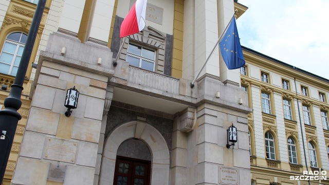 Rada Ministrów zajmie się na wtorkowym posiedzeniu projektem zmian w ustawie o finansowaniu obszarów wiejskich z udziałem środków unijnych.
