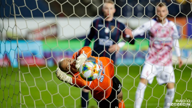 Piłkarze Pogoni po raz pierwszy w tym roku wystąpili na własnym stadionie w rozgrywkach o mistrzostwo Polski. W piątkowym meczu Portowcy pokonali Górnika 3:1.
