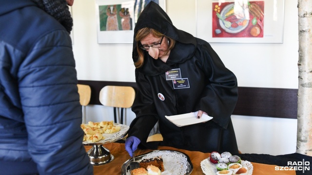 Warsztaty z kaligrafii, wróżenie ze starożytnych run czy konkurs wiedzy o Harrym Potterze. To niektóre z atrakcji III Pałacowego Uniwersytetu Fantastycznego, który odbywa się w budynku przy Alei Piastów 7 w Szczecinie.