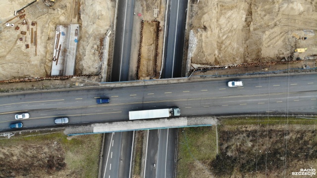 Utrudnienia na 10 między Szczecinem a Stargardem. Na węźle Kijewo trwają prace remontowe.