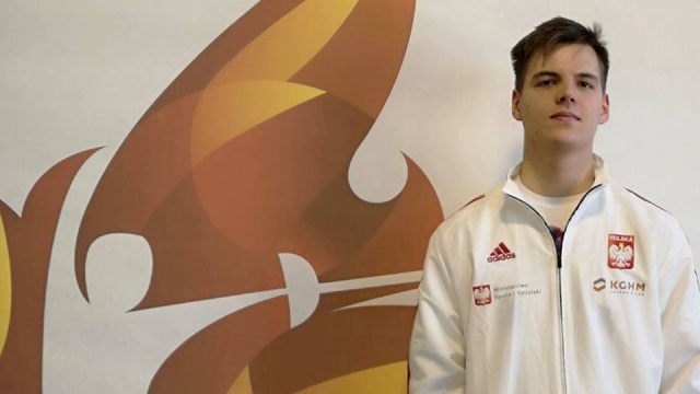 Szczecinianin Mistrzem Europy w szermierce juniorów do lat 20 zakończonych we włoskiej Foggi. Wiktor Szkop z Kusego Szczecin wraz z kolegami z reprezentacji Polski zdobył złoty medal w szpadzie.