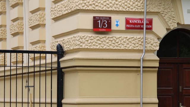 Rząd na wtorkowym posiedzeniu zajmie się harmonogramem wdrażania tak zwanej Piątki Kaczyńskiego.