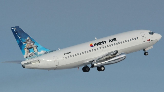 Wiele państw, w tym polskie linie lotnicze LOT, zawiesiły wykonywanie rejsów samolotami Boeing 737 MAX 8, po tym jak w ciągu pół roku doszło do dwóch katastrof tych maszyn.