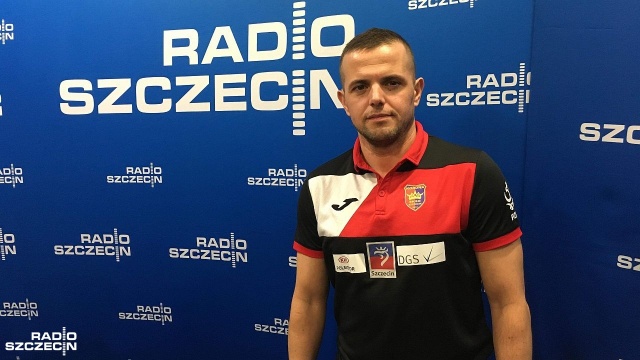 Kiedyś sam brał udział w zawodach dla niepełnosprawnych, a dziś jest trenerem kadry niesłyszących. Rafał Śliwka ze Szczecińskiego Klubu Sportowego Głuchych Korona otrzymał powołanie do sztabu szkoleniowego reprezentacji lekkoatletycznej.