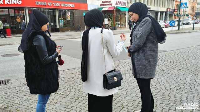 Muzułmanie urodzeni i wychowani na Zachodzie częściej sympatyzują z radykalnym islamem niż imigranci pochodzący z innych części świata. Tak wynika z badania przeprowadzonego przez naukowców z uniwersytetu w Uppsali.