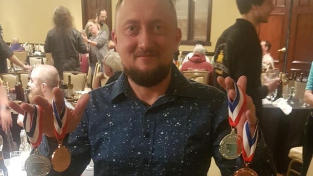 W amerykańskim Denver rodzinna Pasieka Dziki Miód z Dargomyśla (powiat myśliborski) zdobyła 4 medale, w tym 2 złote. To w trakcie najbardziej prestiżowego konkursu miodów pitnych na świecie - The Mazer Cup International.