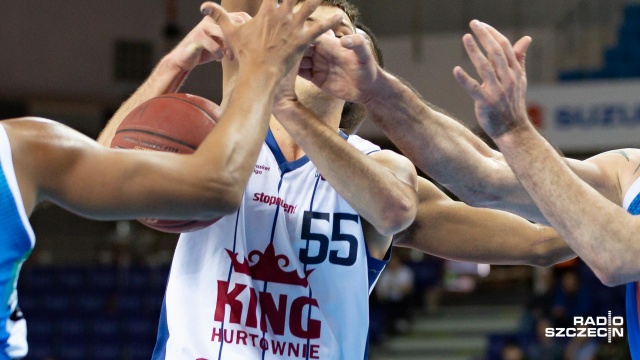 Koszykarze Kinga stoczą dziś kolejny bój o fazę play-off rozgrywek o mistrzostwo Polski. Szczecinianie zmierzą się na wyjeździe z Polpharmą Starogard Gdański, która również liczy się w walce o czołową ósemkę w Energa Basket Lidze.
