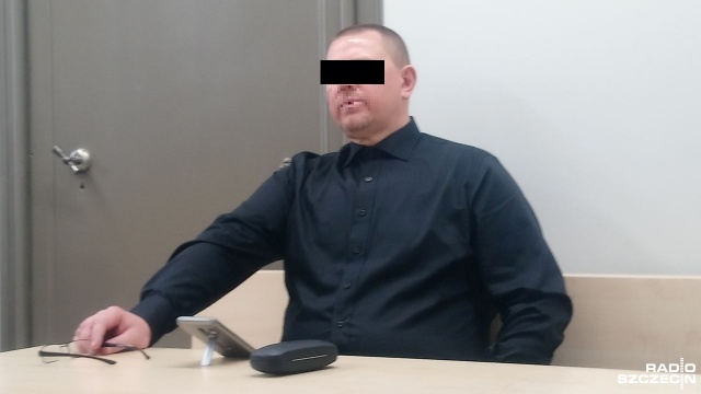 Krzyż go raził, bo był ustawiony w miejscu publicznym. Dlatego po wypiciu kilku piw go połamał. W poniedziałek odbyła się druga rozprawa przeciwko Tomaszowi L., który zniszczył krzyż poświęcony pomordowanym w Grudniu 1970 w Szczecinie.