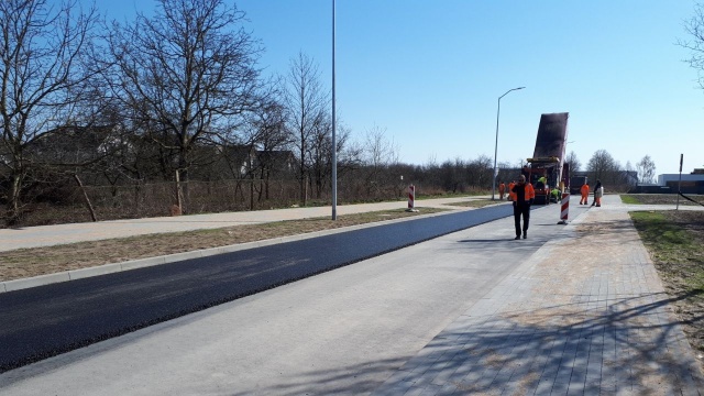 Mieszkańcy szczecińskiego Osowa nareszcie odetchną. Pogoda sprzyja i część opóźnionych prac drogowych udało się nadgonić.