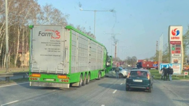Uwaga kierowcy jadący Szosą Stargardzką. Zrobiło się tam niebezpiecznie.