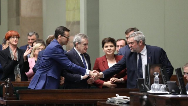 Minister rolnictwa zostaje. Sejm odrzucił wniosek o wotum nieufności