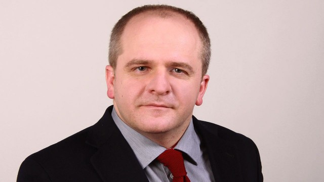 Były minister i polityk Polski Razem, profesor Polskiej Akademii Nauk o strajku nauczycieli: - Tu chodzi o politykę, jakże mogło by być inaczej - mówił w Rozmowie pod krawatem Paweł Kowal.