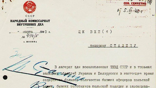 W sobotę obchodzimy Dzień Pamięci Ofiar Zbrodni Katyńskiej. Rosyjscy historycy, którzy badają stalinowskie przestępstwa przygotowali do tej pory biografie 10 tys. 700 polskich oficerów zgładzonych w katyńskim lesie i w Kalininie, który obecnie nosi nazwę Twer.