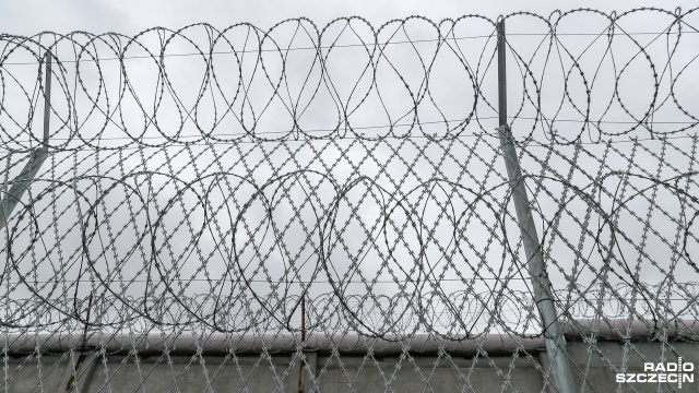 Osiem lat za kratami może spędzić mężczyzna odpowiedzialny za fałszywe alarmy bombowe w Białogardzie.