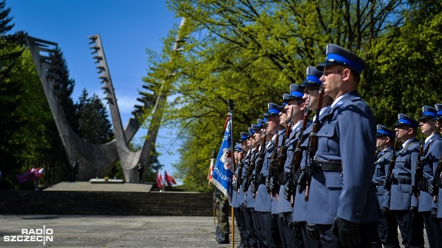 W okresie Polski Ludowej było to święto wyzwolenia Szczecina. Piątkowe uroczystości miały na celu uczczenie wydarzeń kwietnia 1945 roku.