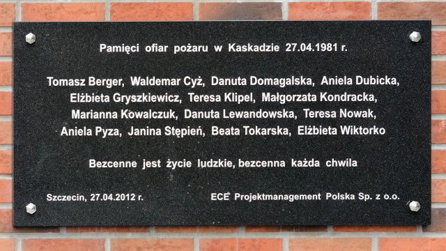 38 lat temu, krótko przed godziną 8 rano w szczecińskiej restauracji KKaskada039039 wybucha pożar. Ogień, błyskawicznie zajmuje budynek...