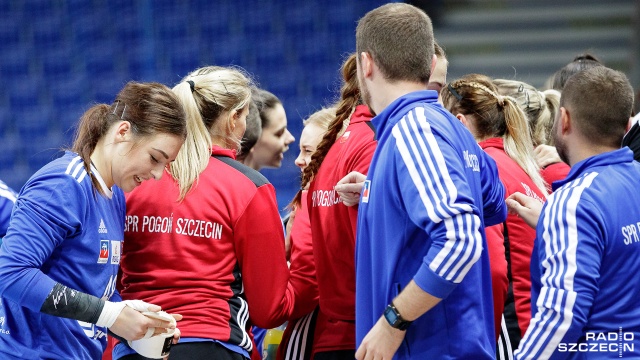 Piłkarki ręczne Pogoni rozpoczynają ostatnią rundę rozgrywek o mistrzostwo Polski. Szczecinianki zmierzą się w niedzielę na wyjeździe z KPR-em Kobierzyce w grupie mistrzowskiej Superligi.