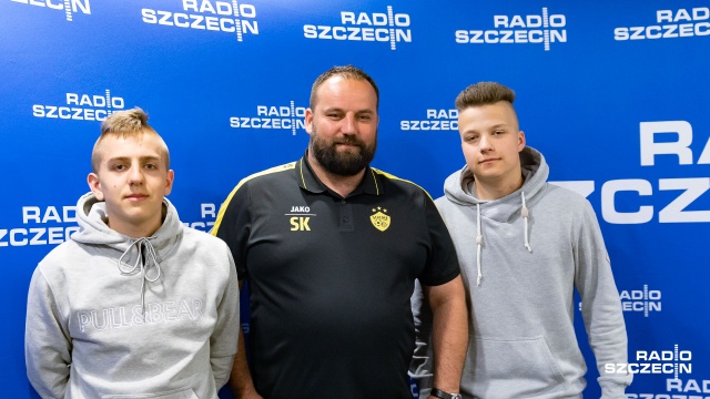 Młodzi piłkarze Sternika Szczecin wywalczyli tytuł Mistrza Polski w piłce nożnej dzieci z domów dziecka. Nastolatkowie wygrali turniej rozgrywany w Warszawie.