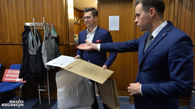 Brakuje miejsca na przechowywanie dokumentów w archiwach - mówi dyrektor naczelny Archiwów Państwowych w Polsce Paweł Pietrzyk, który odwiedził Szczecin.