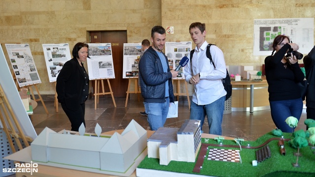 Uczniowi szczecińskich szkół średnich razem z architektami podsumowali w piątek program 039039Kształtowanie Przestrzeni039039.
