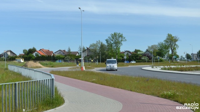Nowa stacja paliw miała powstać przy ulicy Krzywoustego, jednak nie chcą jej okoliczni mieszkańcy. Do władz miasta wpłynęła petycja ze 190 podpisami osób sprzeciwiających się inwestycji.