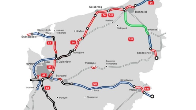 Opóźnia się zakończenie budowy obwodnicy Wałcza w ciągu drogi krajowej numer 10. Miała być gotowa już w ubiegłym roku. Później termin oddania przesunięto na tegoroczny maj, ale i w te wakacje kierowcy i mieszkańcy Wałcza muszą liczyć się z ogromnymi korkami.