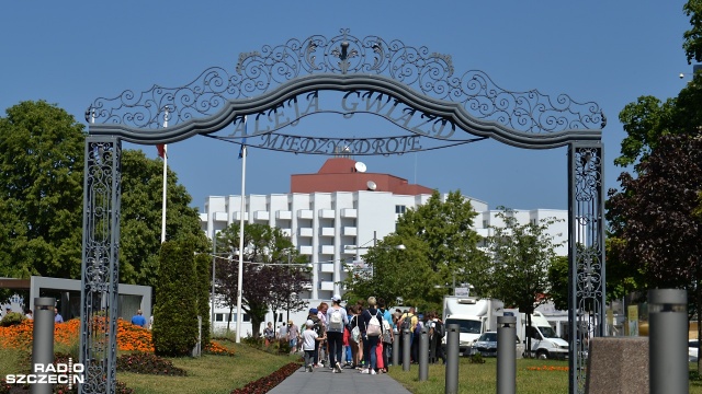 Anna Wyszkoni, Krzysztof Tyniec, Krystyna Tkacz to artyści , którzy w tym roku odcisną swoje dłonie podczas 24. Festiwalu Gwiazd w Międzyzdrojach. Jak mówi burmistrz Mateusz Bobek podczas tegorocznej edycji Festiwalu będzie wiele imprez plenerowych.