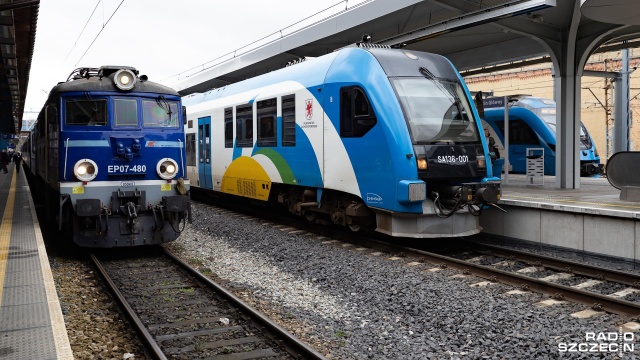 W najbliższą niedzielę, 9 czerwca wejdzie w życie letni rozkład na kolei. Opóźnienie na niektórych remontowanych odcinkach spowodowało, że zarządca sieci PKP Polskie Linie Kolejowe nie mógł zrealizować wszystkich postulatów przewoźników.