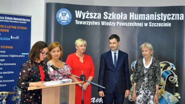 Aleksander Kulbacki z Zachodniopomorskiego Centrum Edukacji Morskiej i Politechnicznej w Szczecinie wygrał konkurs na najlepszy spot w konkursie Bez dopalania. Nie dajmy się zabić który zorganizowała Wyższa Szkoła Humanistyczna w Szczecinie. W sumie nadesłano osiem prac.