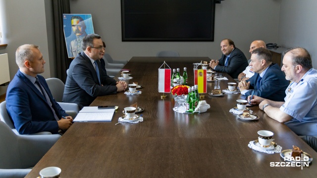 To nagroda dla całej Polski - mówił, przed gmachem Zachodniopomorskiego Urzędu Wojewódzkiego, ambasador Hiszpanii w Polsce Francisco Javier Sanabria Valderrama.