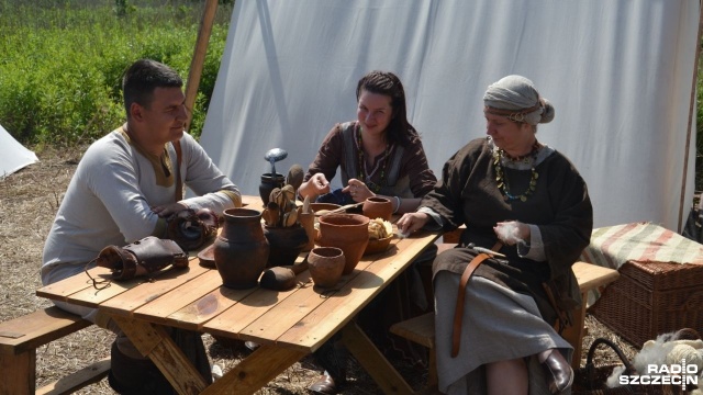 Ponad stu odtwórców historycznych, inscenizacje średniowiecznych walk, a także obozowisko z prezentacjami rzemiosł. W Budzistowie pod Kołobrzegiem rozpoczął się pierwszy Festiwal Wczesnośredniowieczny.