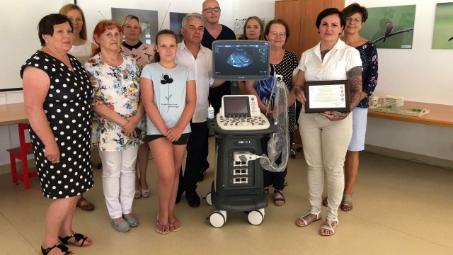 Schronisko dla bezdomnych zwierząt w Dobrej będzie lepiej diagnozować swoich podopiecznych. Udało się kupić aparat ultrasonograficzny.