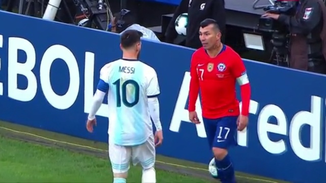 Reprezentacja Argentyny zdobyła brązowe medale piłkarskiego turnieju Copa America. W spotkaniu o trzecie miejsce Argentyna pokonała Chile 2:1 (2:0).