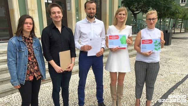 Zadbajmy o drzewa tam, gdzie prowadzone są inwestycje - zachęca Szczecińska Inicjatywa Miejska i apeluje do prezydenta Piotra Krzystka o przygotowanie kart, które byłyby przy budowach i przebudowach.