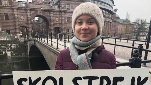 Szwedzka aktywistka klimatyczna 16-letnia Greta Thunberg chce, aby również dorośli Szwedzi strajkowali na rzecz klimatu.