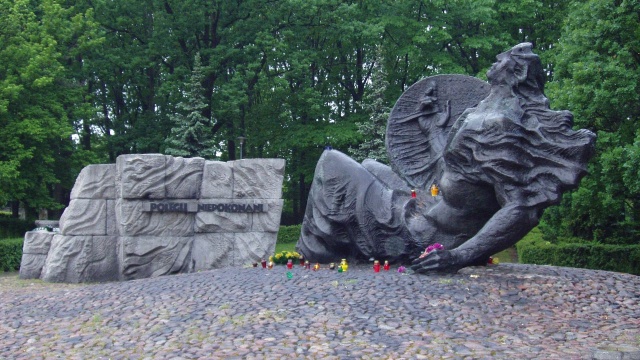 Uroczystości na Cmentarzu Powstańców Warszawy oraz na Kopcu PW