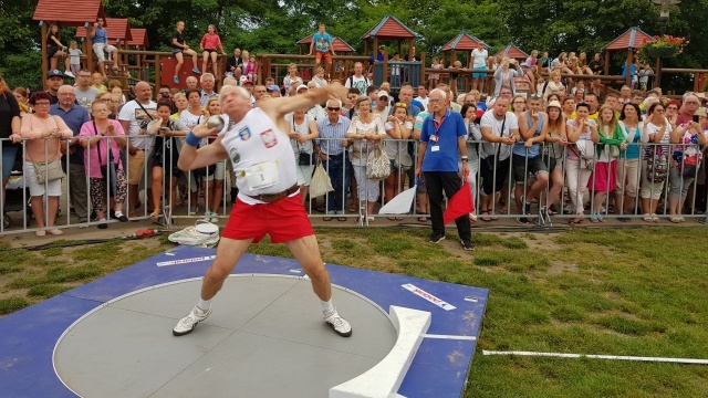 Międzyzdroje uczczą pamięć tragicznie zmarłych mistrzów olimpijskich. 21 lat temu w swoją ostatnią podróż z nadmorskiego kurortu wyruszyli Władysław Komar i Tadeusz Ślusarski.