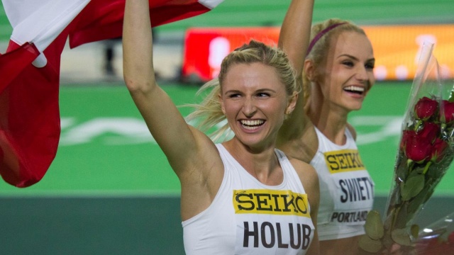 Polki zdobyły srebrny medal w biegu sztafetowym 4x400 metrów, w ostatnim dniu Mistrzostw Świata, w lekkiej atletyce odbywających się w Dausze.