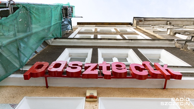 50 lat minęło - szczeciński pasztecik obchodzi jubileuszowe urodziny. Spodziewać się można atrakcji ale i tłumów w lokalu w al. Wojska Polskiego.